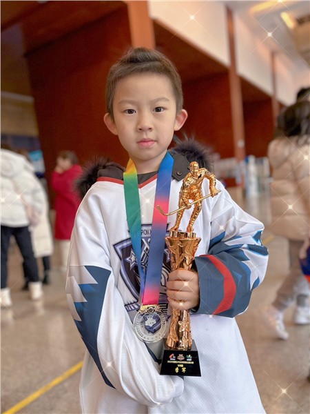 让欧洲冰球奖杯刻上中国名字的少年葛漠北：从布拉格之巅到爱尔兰中国文化艺术节