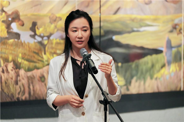艺术家田园园“声外潮|Tides Beyond Sound”大型个展亮相广州，以“液态现代性”学术视角叩问当代人精神处境