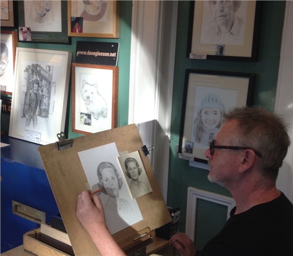 笔触凝固时光，光影对话中西：David Gleeson 亮相爱尔兰-中国文化艺术节画展