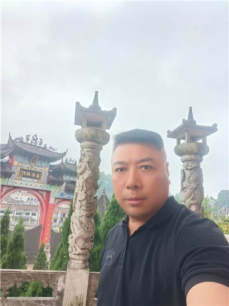 郝江华：爱的心甘情愿