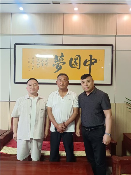 太行山林州高家台画家村写生基地与中国国际教育学院集团联合打造国际教育艺术研学景区