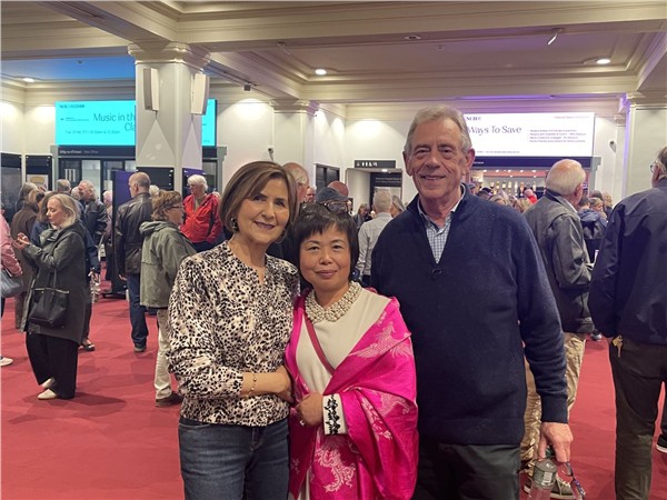 爱尔兰国宝Jimmy&nbsp;MacCarthy都柏林涅槃重生 国家音乐厅见证陈秋梅女士东方华彩