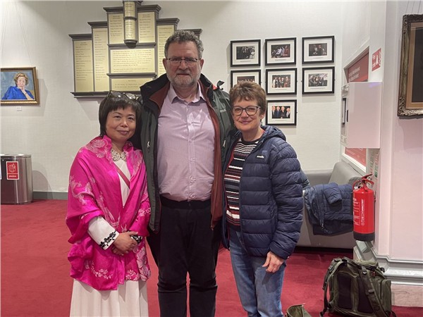 爱尔兰国宝Jimmy&nbsp;MacCarthy都柏林涅槃重生 国家音乐厅见证陈秋梅女士东方华彩