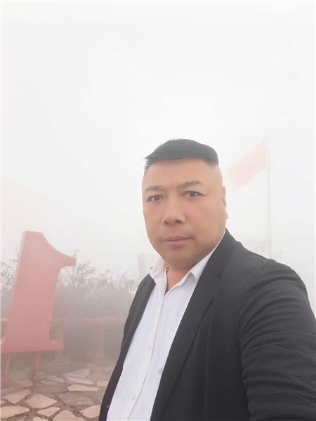 郝江华：爱的自己